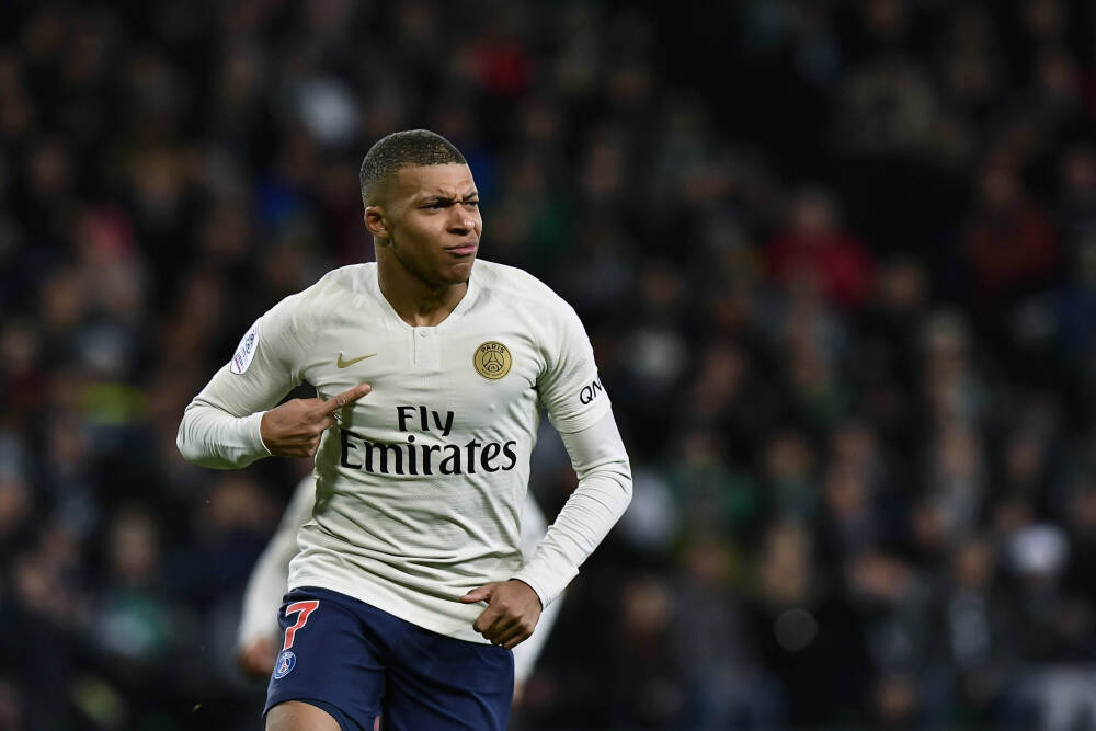 太猛了！库明加半场9中6砍下17分3板3助 首节独得11分